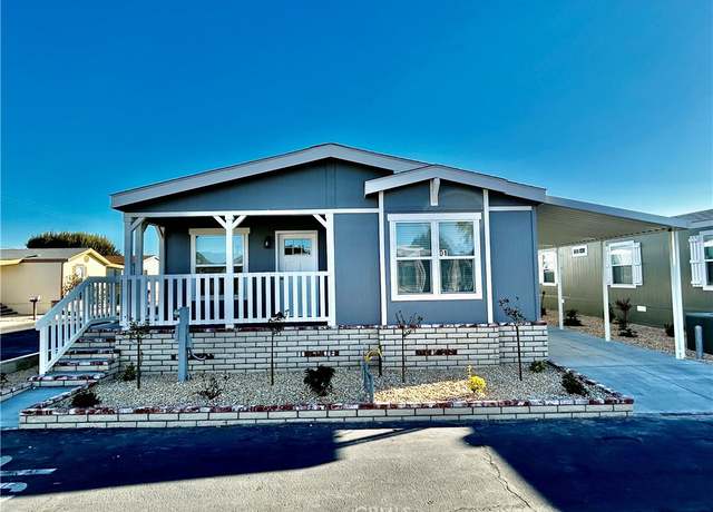 Property at 675 W Oakland Ave Unit D1, Hemet, CA 92543, 3 beds, 2 baths
