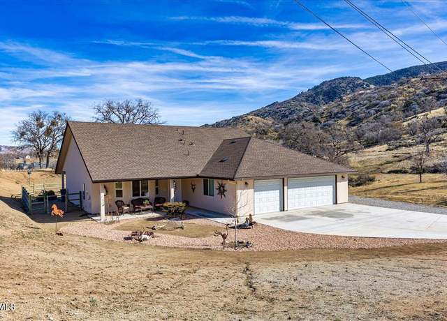 Property at 17600 Ascot Ct, Tehachapi, CA 93561, 3 beds, 2 baths
