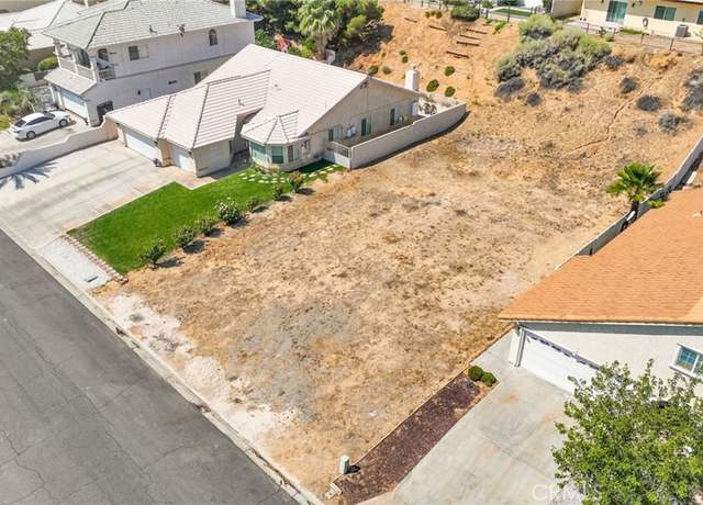 Property at 13610 Sierra Vista Dr, Victorville, CA 92395