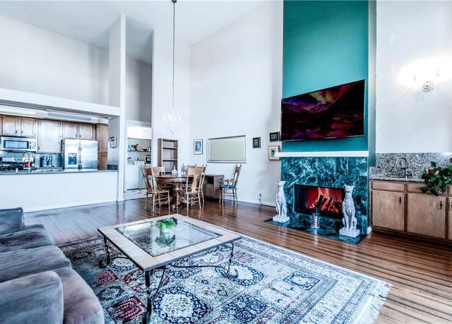 Property at 5440 Lindley Ave #310, Encino, CA 91316, 2 beds, 2 baths