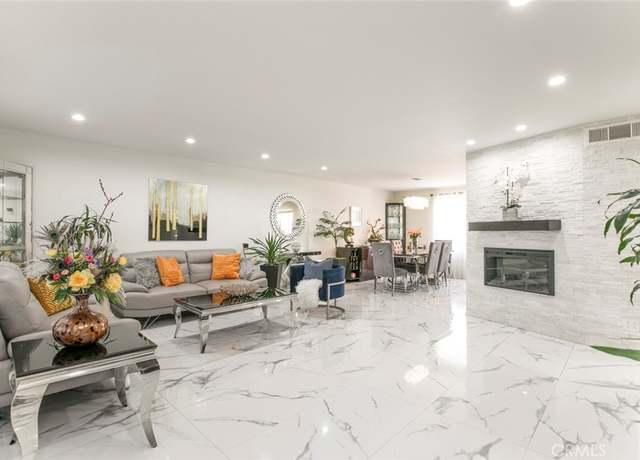 Property at 9520 Via Tivoli, Burbank, CA 91504, 4 beds, 2.5 baths