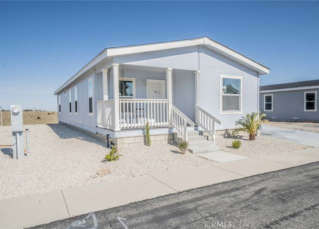 Property at 12550 Main St #140, Hesperia, CA 92345, 3 beds, 2 baths