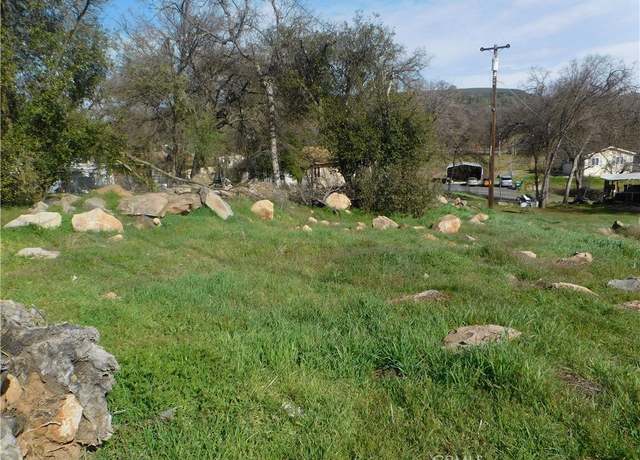 Property at 15095-15105 Hillcrest Ave, Clearlake, CA 95422