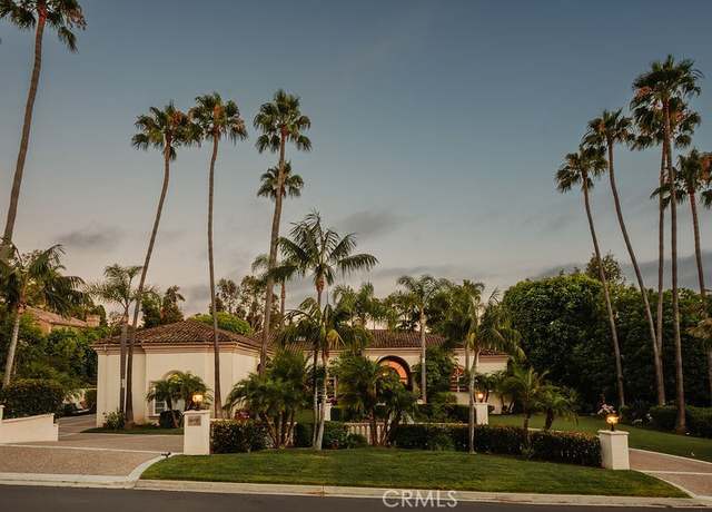 Property at 16727 Camino Sierra del Sur Dr, Rancho Santa Fe, CA 92625, 8 beds, 10.5 baths