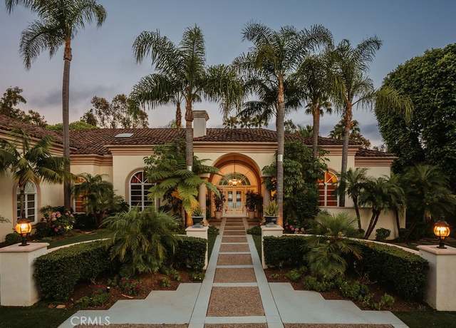 Property at 16727 Camino Sierra del Sur Dr, Rancho Santa Fe, CA 92625, 8 beds, 10.5 baths