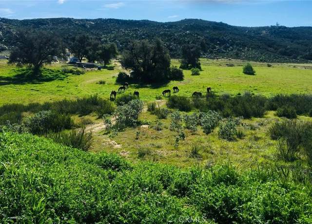 Property at 44845 Benton Rd, Hemet, CA 92544