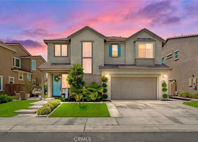 Property at 32325 Hillstone St, Temecula, CA 92591, 3 beds, 2.5 baths