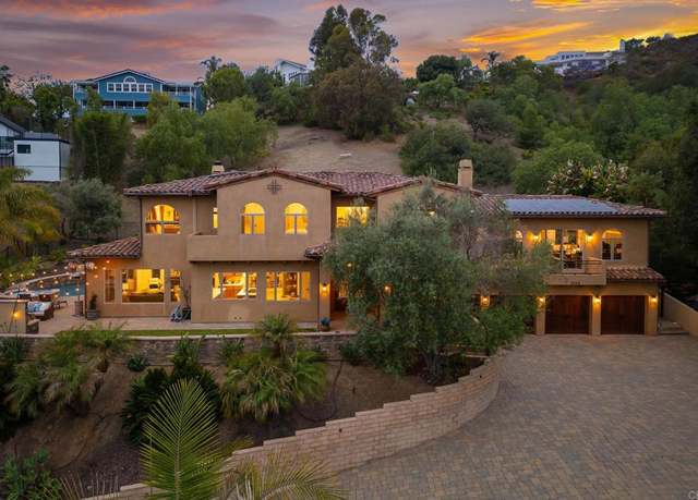 Property at 4149 Manchester Ave, Encinitas, CA 92024, 5 beds, 4.5 baths