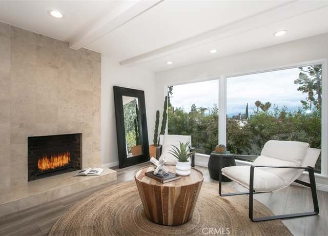 Property at 22385 Macfarlane Dr, Woodland Hills, CA 91364, 3 beds, 2 baths