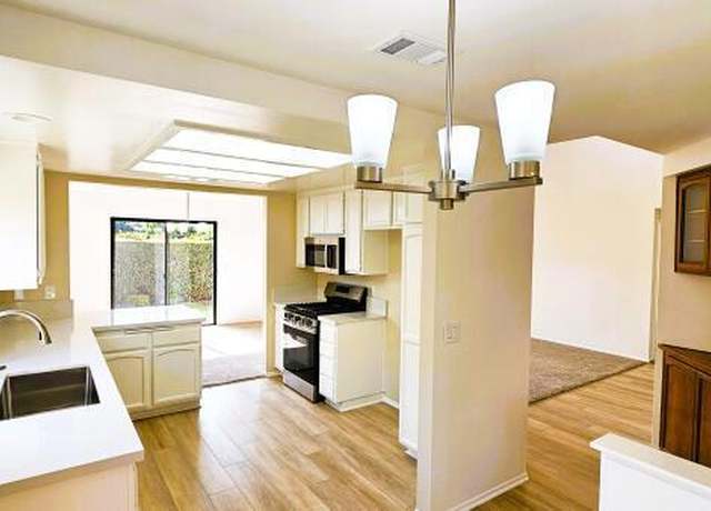 Property at 1161 Windward Way, Oxnard, CA 93035, 3 beds, 2 baths