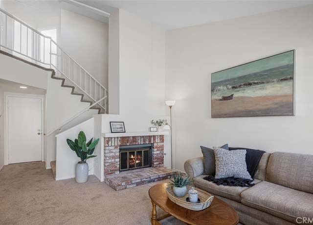 Property at 527 N Dartmouth Way #40, Anaheim, CA 92801, 2 beds, 1.5 baths