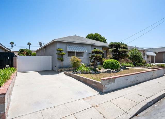 Property at 724 N Neptune Ave, Wilmington, CA 90744, 3 beds, 1 bath