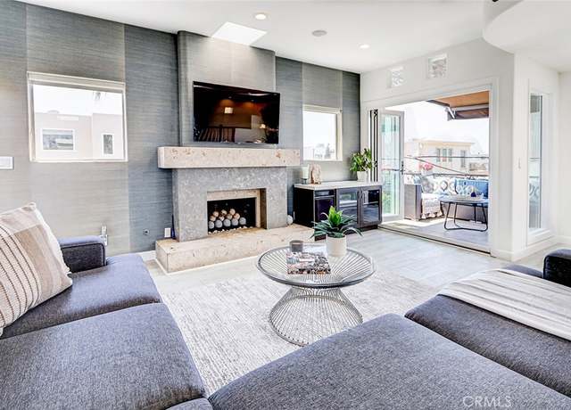 Property at 417 23rd St, Manhattan Beach, CA 90266, 3 beds, 3.5 baths