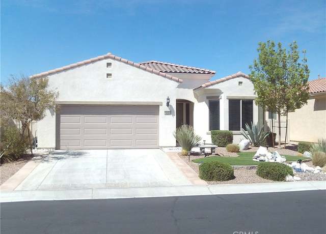 Property at 18904 Lariat St, Apple Valley, CA 92308, 2 beds, 2 baths