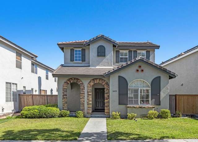 Property at 1433 Vallejo Mills St, Chula Vista, CA 91913, 3 beds, 2.5 baths
