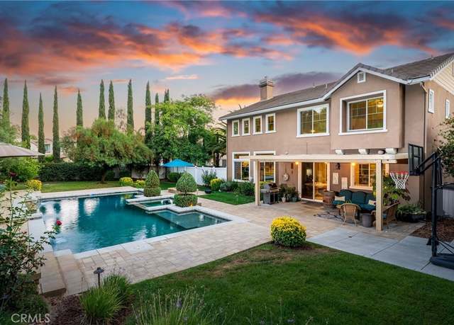 Property at 32264 Cedar Crest Ct, Temecula, CA 92592, 4 beds, 3.5 baths