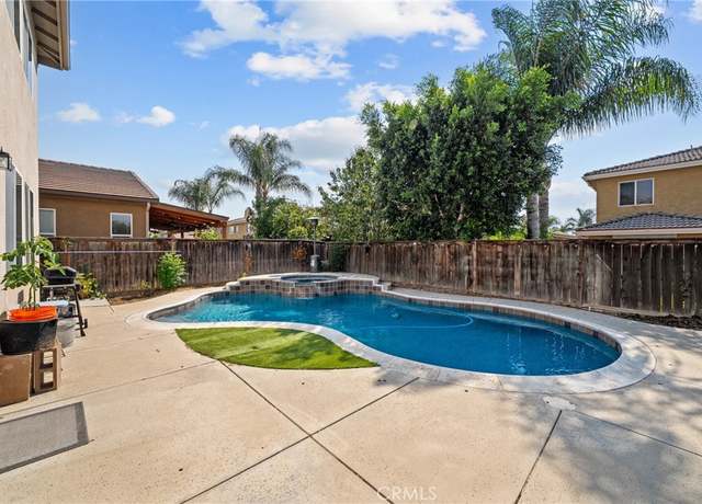 Property at 35579 Denver Cir, Winchester, CA 92596, 6 beds, 3 baths