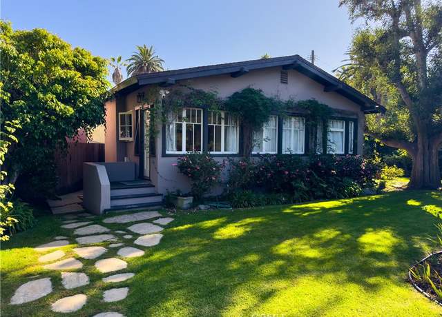 Property at 308 Windward Ave, Venice, CA 90291, 2 beds, 2 baths