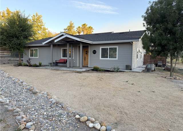 Property at 9132 Santa Margarita Rd, Atascadero, CA 93422, 3 beds, 2 baths