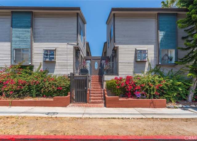 Property at 1600 Redondo Ave #4, Long Beach, CA 90804, 1 bed, 1.5 baths