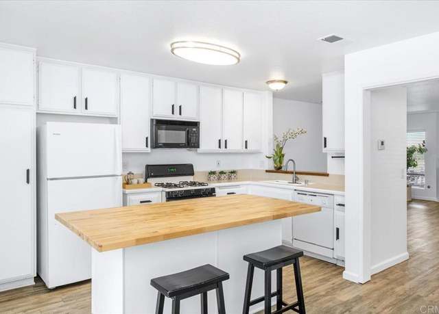 Property at 6885 Carnation Dr, Carlsbad, CA 92011, 2 beds, 1.5 baths