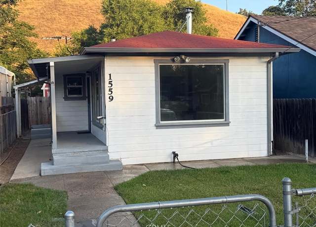 Property at 1559 K St, San Miguel, CA 93451, 1 bed, 1.5 baths