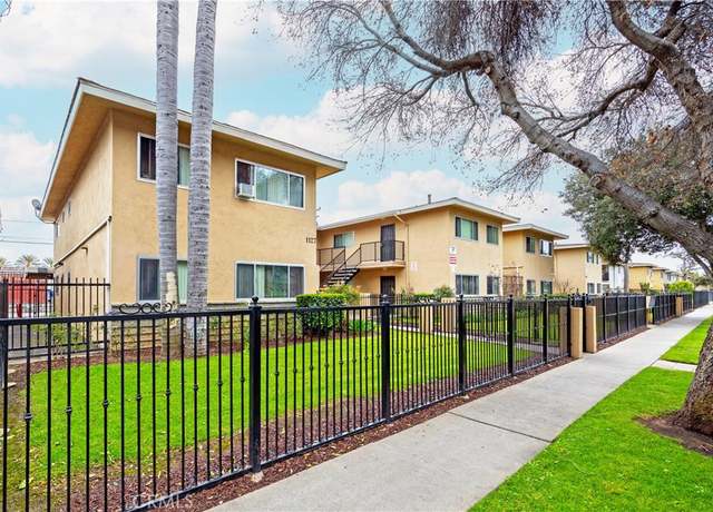Property at 1127-1133 S Poplar St, Santa Ana, CA 92704, 16 beds, 16 baths