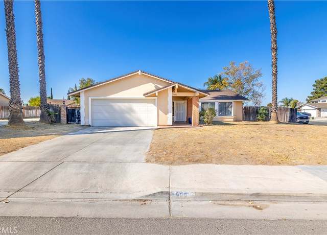 Property at 990 Baker St, San Jacinto, CA 92583, 3 beds, 2 baths