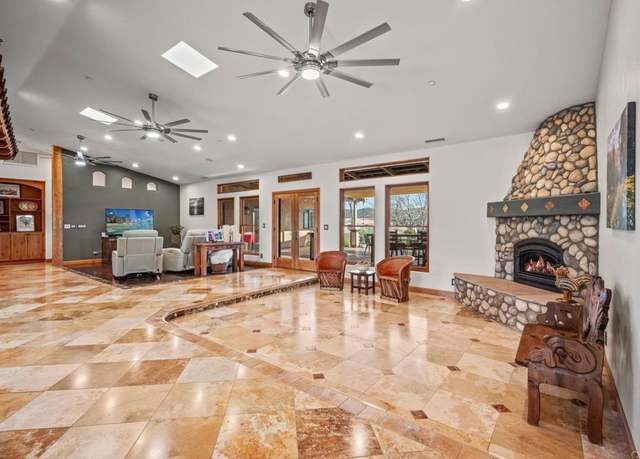 Property at 15636 Sage Hill Dr, Ramona, CA 92065, 5 beds, 5 baths