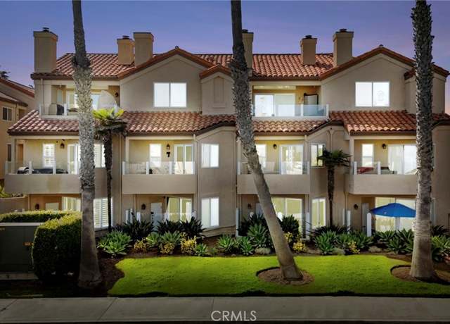 Property at 2000 Pacific Coast #102, Huntington Beach, CA 92648, 2 beds, 2.5 baths