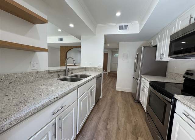 Property at 4059 Yankee Dr, Agoura Hills, CA 91301, 3 beds, 1.5 baths