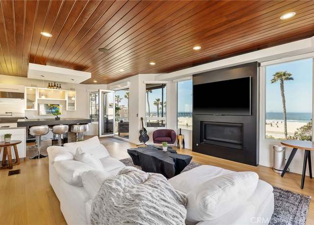 Property at 36 15th St, Hermosa Beach, CA 90254, 4 beds, 4 baths