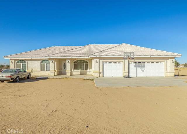 Property at 6076 Solano Rd, Phelan, CA 92371, 4 beds, 2 baths