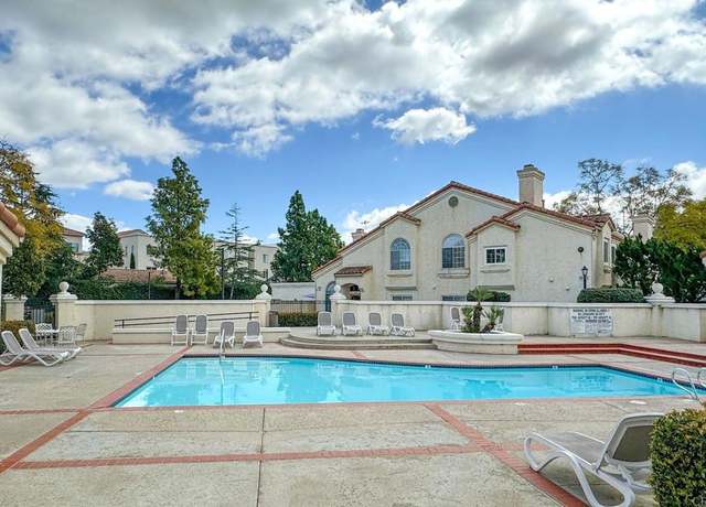Property at 730 Breeze Hill Rd #300, Vista, CA 92081, 2 beds, 1.5 baths