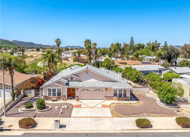 Property at 1501 Ailanthus Dr, Hemet, CA 92545, 3 beds, 2 baths