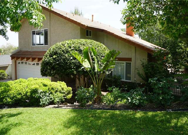 Property at 24530 Breckenridge Pl, Newhall, CA 91321, 4 beds, 2.5 baths