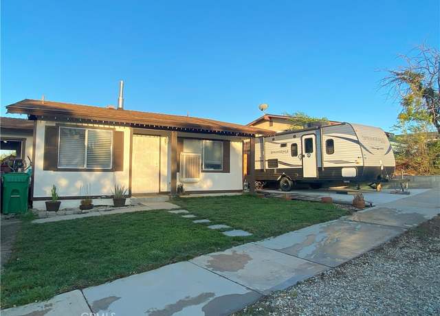 Property at 42058 Blueflax Ave, Lancaster, CA 93536, 2 beds, 2 baths