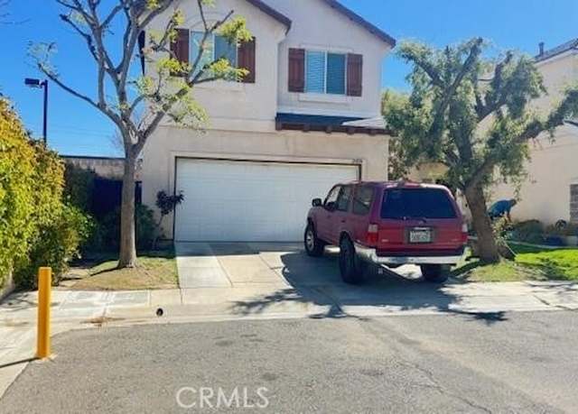 Property at 24854 Noelle Way, Newhall, CA 91321, 4 beds, 3 baths