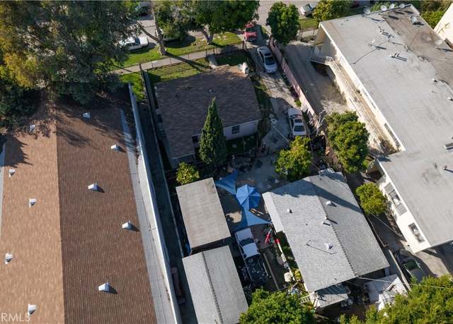 Property at 2924 S Orange Dr, Baldwin Hills, CA 90016, 4 beds, 2 baths