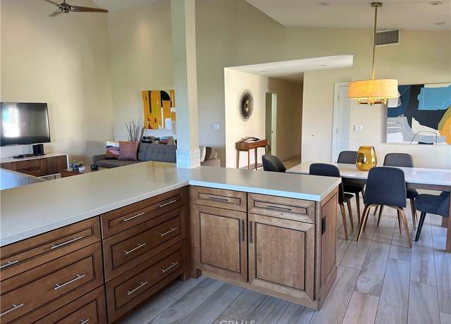 Property at 248 Serena Dr, Palm Desert, CA 92260, 3 beds, 2 baths