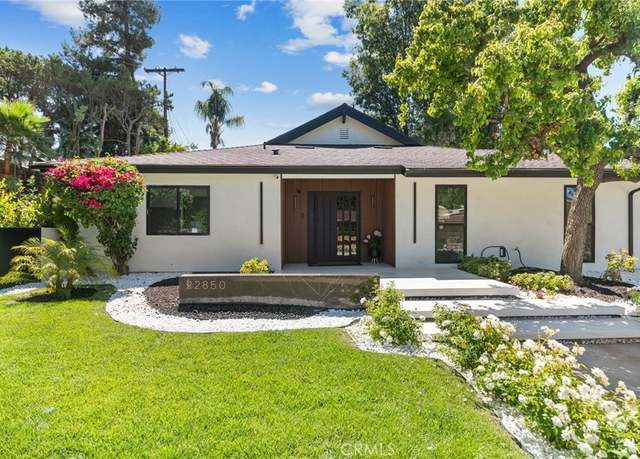 Property at 22850 Margarita Dr, Woodland Hills, CA 91364, 3 beds, 3.5 baths