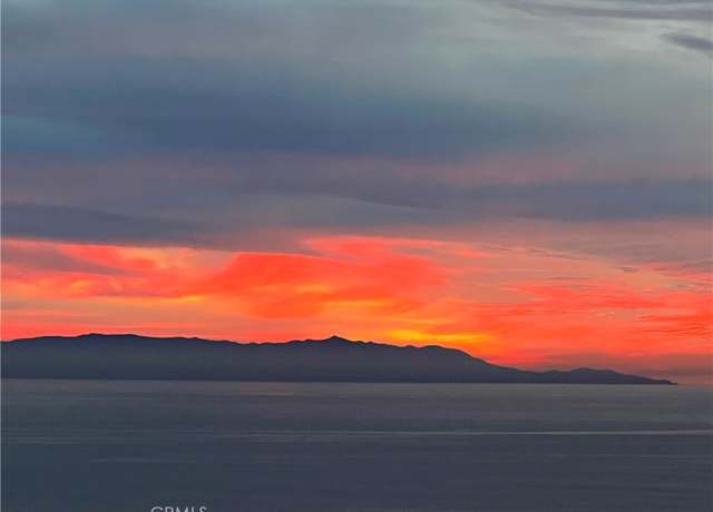 Property at 32353 Sea Raven Dr, Rancho Palos Verdes, CA 90275, 4 beds, 2 baths