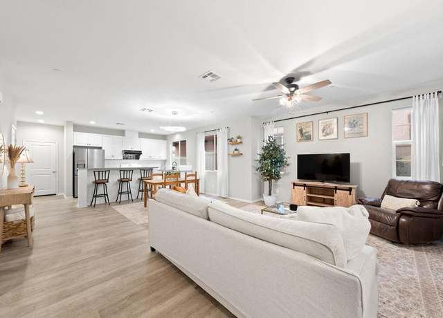 Property at 1717 Signature Pl #3, Chula Vista, CA 91913, 3 beds, 2.5 baths