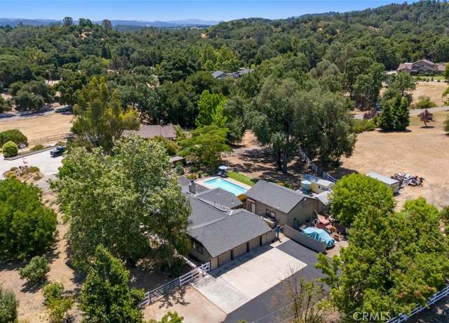 Property at 8830 San Gabriel Rd, Atascadero, CA 93422, 3 beds, 2 baths