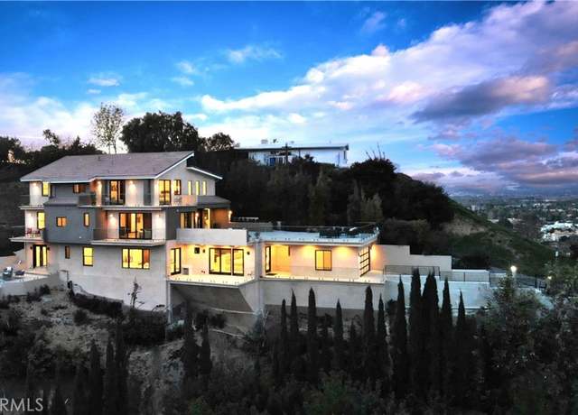 Property at 12480 Viewcrest Rd, Studio City, CA 91604, 5 beds, 7 baths