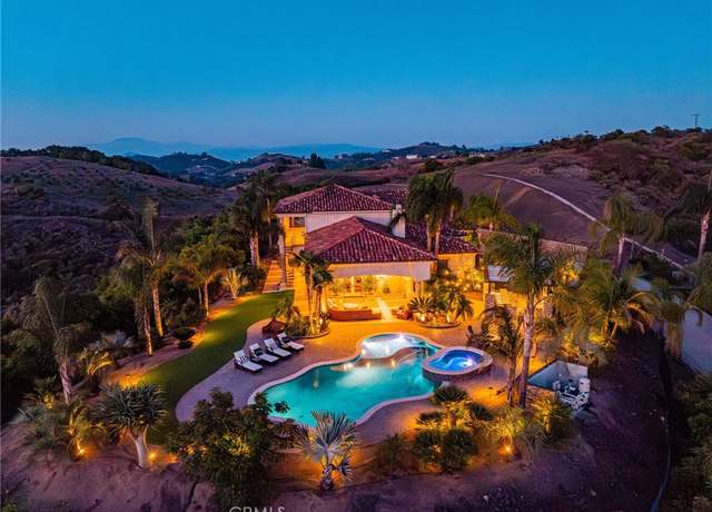 Property at 43650 La Cruz Dr, Temecula, CA 92590, 5 beds, 4.5 baths