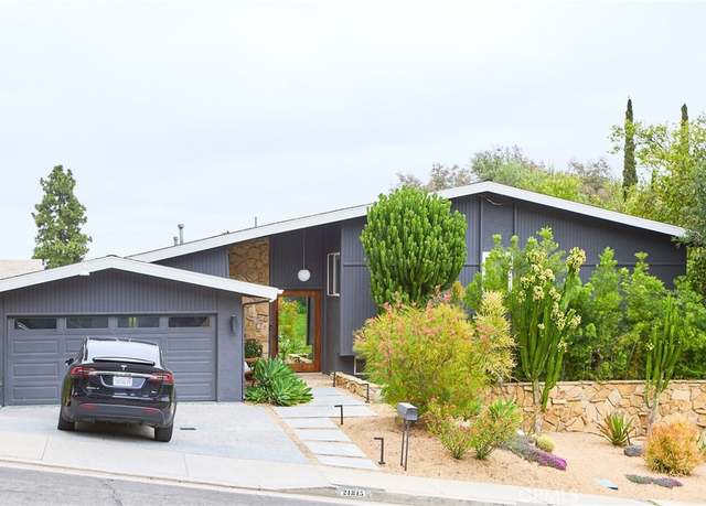 Property at 21815 Ambar Dr, Woodland Hills, CA 91364, 3 beds, 3 baths