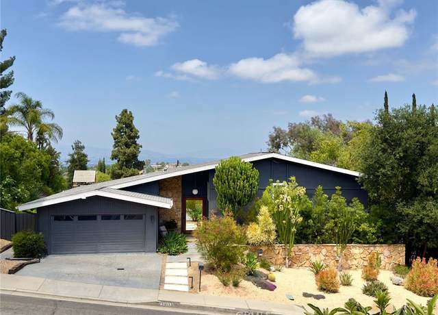 Property at 21815 Ambar Dr, Woodland Hills, CA 91364, 3 beds, 3 baths