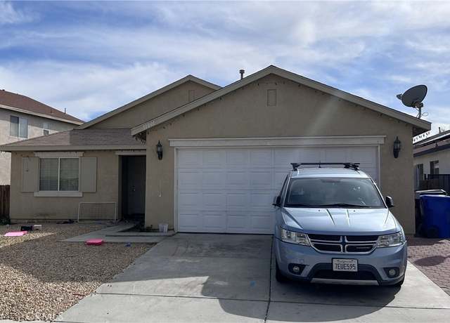 Property at 11801 Harwood Rd, Victorville, CA 92392, 3 beds, 2 baths