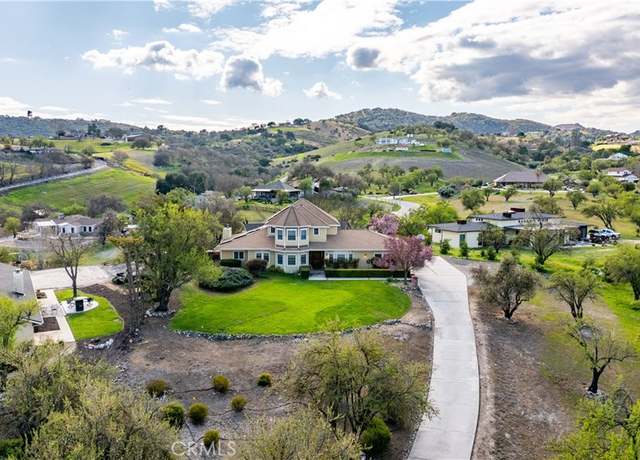Property at 2221 Almond Springs Dr, Paso Robles, CA 93446, 4 beds, 3.5 baths